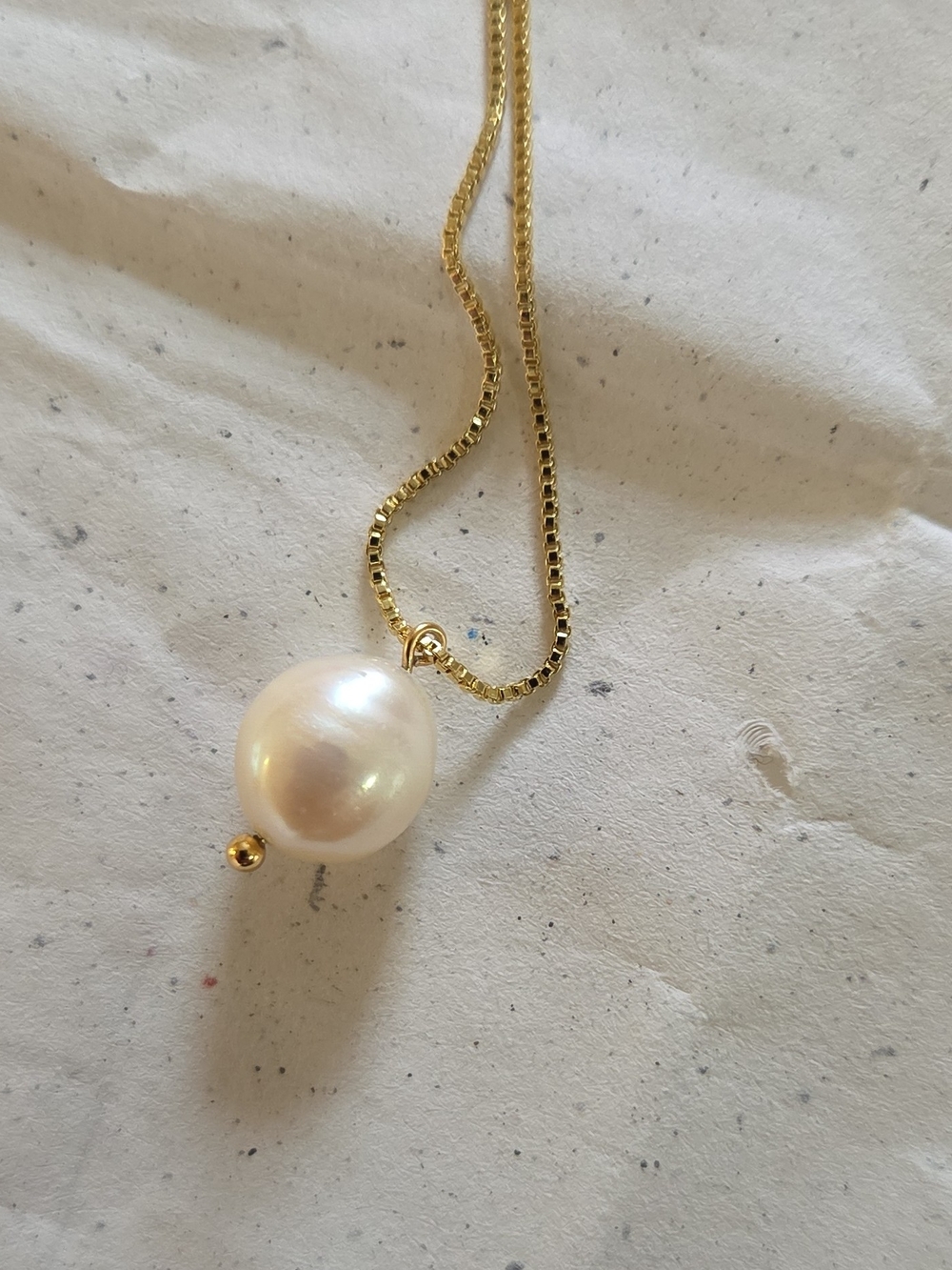 Floating Baroque Freshwater Pearl Necklace 8-10mm 24k Gold Plated Box Chain 18in - Picture 4 of 7